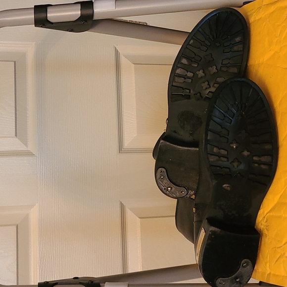 Black Vince Camuto Winchell Moto Boots - Picture 6 of 6